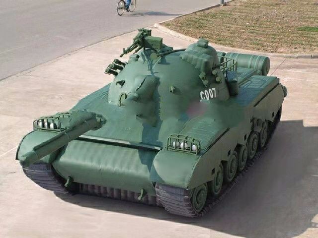 钦州军用充气坦克车